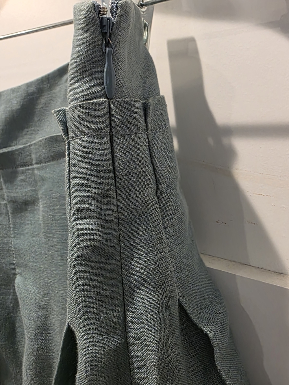 Talbots Women's Pleated Teal 100% Linen Embroidered Floral Skirt A line Size 8 - Picture 4 of 7